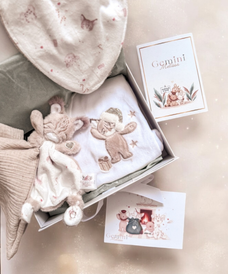 Coffret Doudou/ Pyjama/ Bavoir